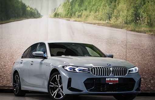 BMW 330